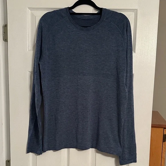 Lululemon Men's Metal Vent Long Sleeve Shirt 2.0 - Picture 2 of 8